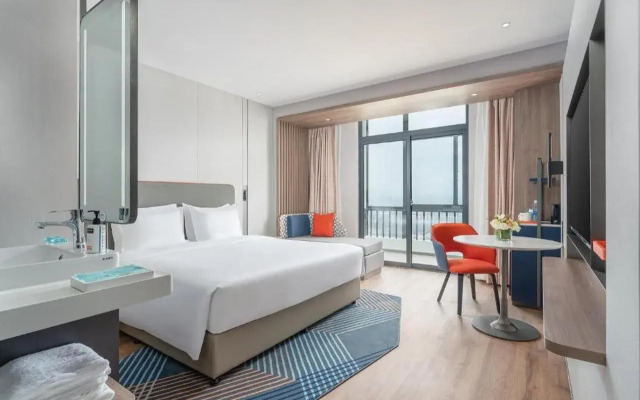 Holiday Inn Express Xiamen Jimei New Town by IHG