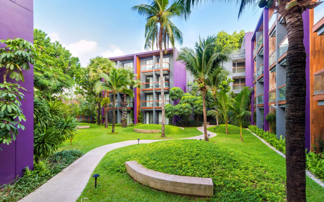 Holiday Inn Express Phuket Patong Beach Central by IHG