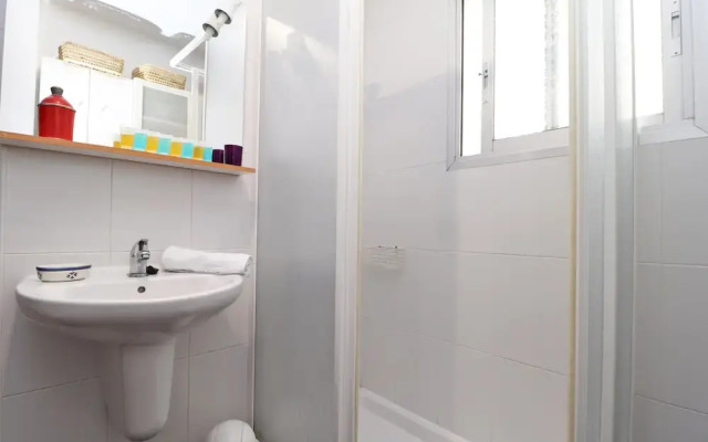 Del Parque Flats Castillo