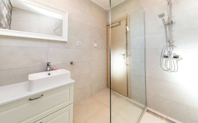 Holiday Home Roko