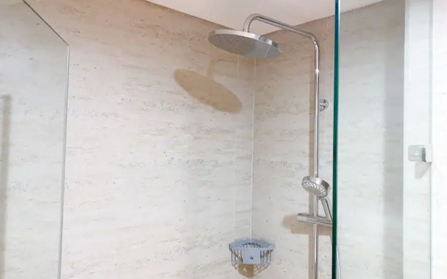 Wonderful And Homey 2Br At Gold Coast Apartment