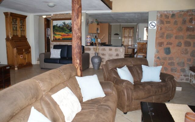 Riverman Cabin Country Lodge