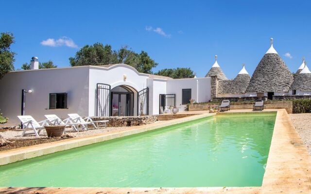 3598 Trullo Yoram by Perle di Puglia