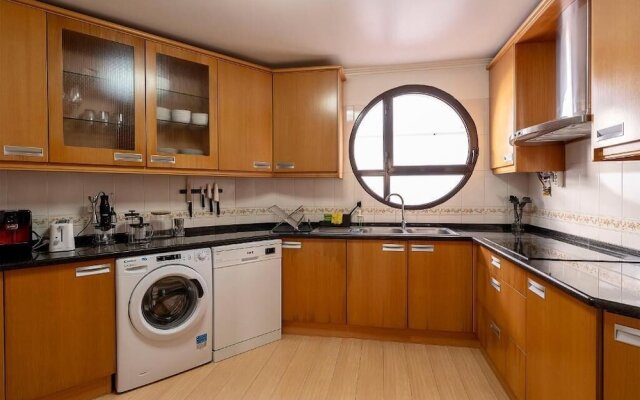 Ericeira Paradise House & Suites