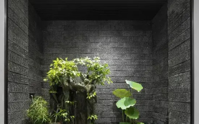 Zhengzhou Dongguan Hotel (Qingdao University Bohai Haishang Branch)