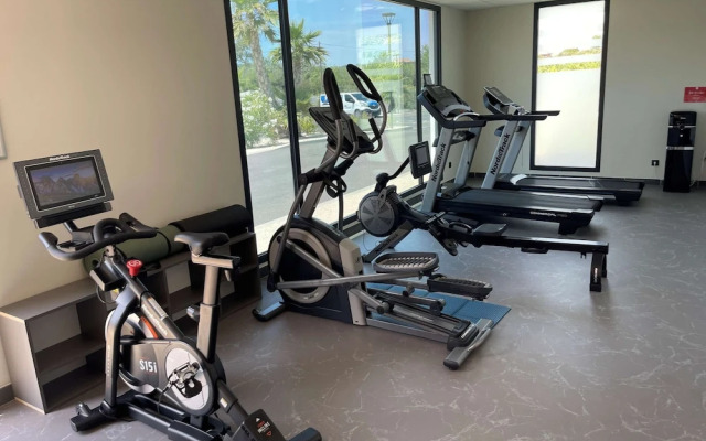 Ibis Marseille Marignane Technopole