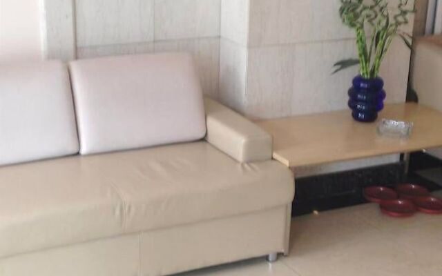 Yinzuo Jiayi Hotel Qingdao Hangzhou Road Bus Station