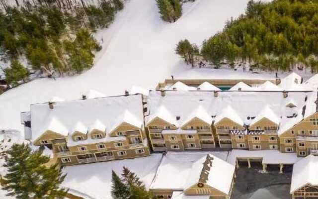 Grand Summit Hotel at Attitash