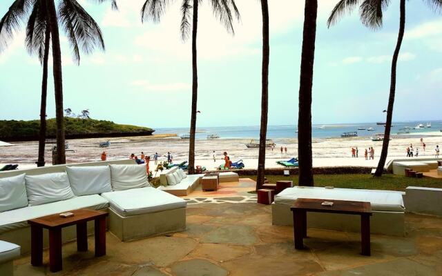 Blue Bay Village
