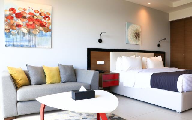 The Ray Hotel & Studios