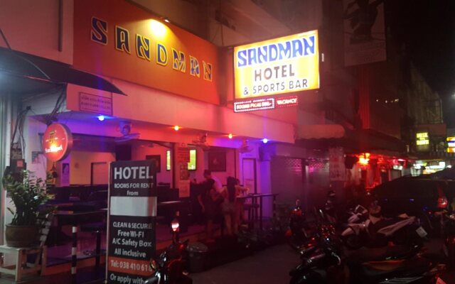 Sandman hotel and Sports bar
