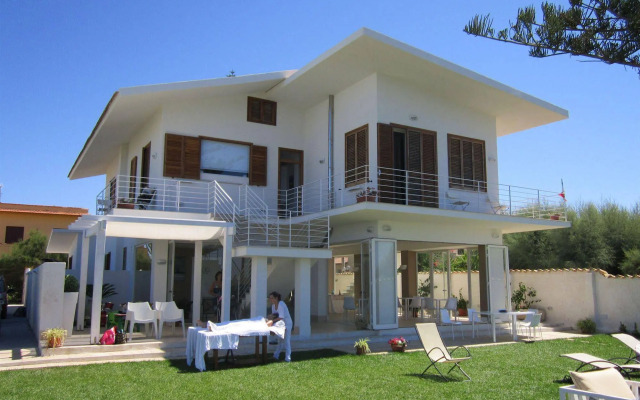 SUITEBEACH b&b and resort