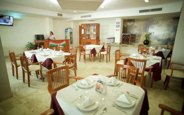 Days Inn by Wyndham Tuxtepec