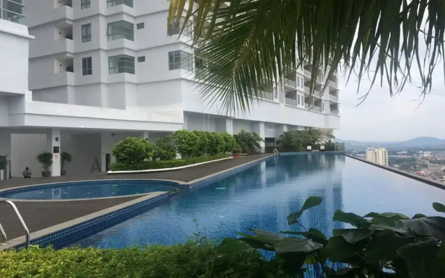 Vinz at Silverscape Luxury Residence