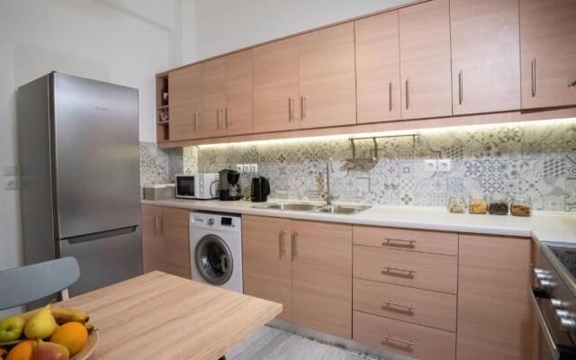 Hellona house ,sunny and cozy apartment's
