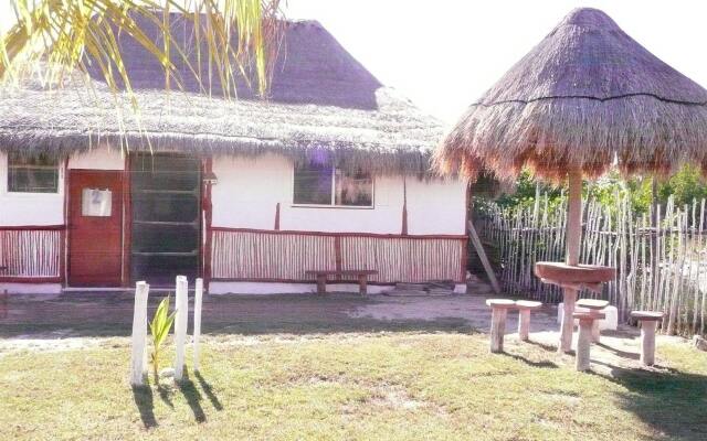 Golden Paradise Hostel