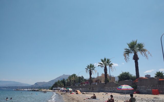 La Gorgone city center apartments