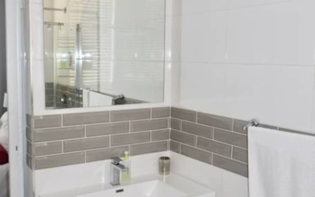 1 Bedroom Apartment in Inner City Cape Town