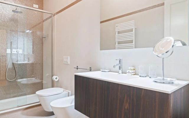 San Fermo Luxury Apartment