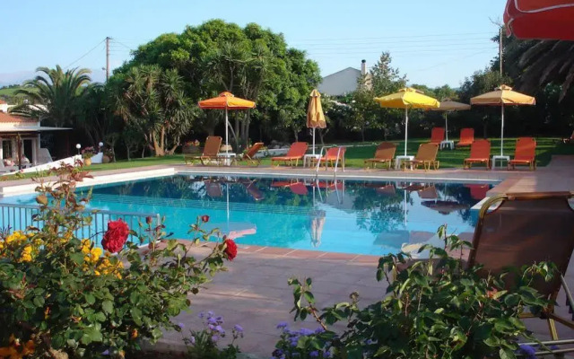 Androulakis Apartments