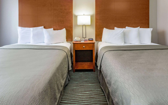 AmericInn by Wyndham Des Moines Airport