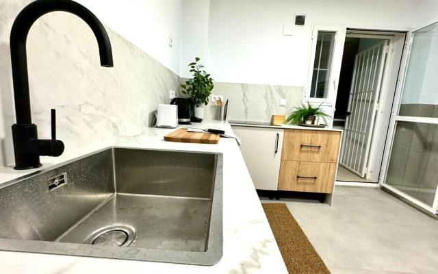 Carihuela Playa Los Nidos 1