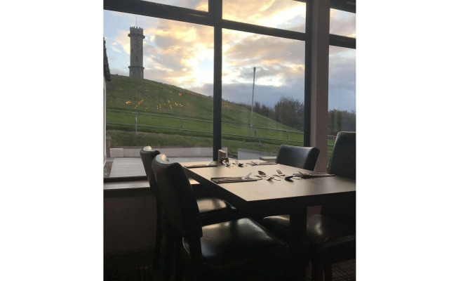 The Knowes Hotel & Restaurant