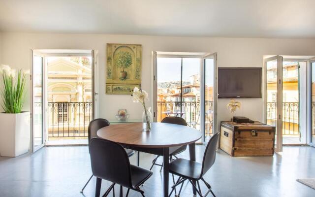 Ross 5- F2, Lumineux, Balcon, Loft, Clim, Vieux-Nice