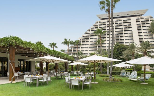 Sheraton Grand Doha Resort & Convention Hotel