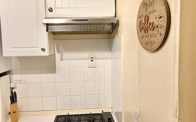 Cosy London Retreat Near Tower Bridge