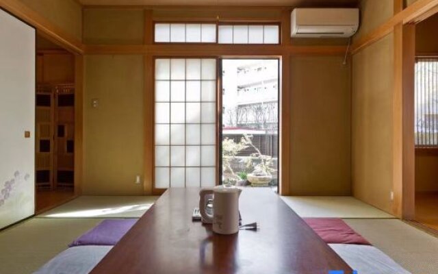 Cozy Japanese House , over 200M2, max 30 ppl.