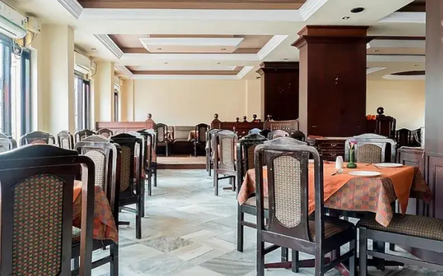 Hotel Menino Ponda
