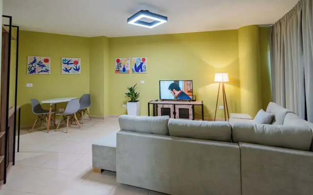 ApartHotel EDA
