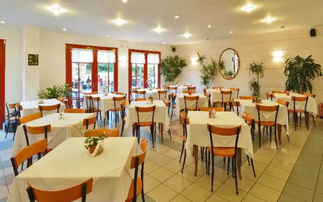 Paloma Garden Hotel