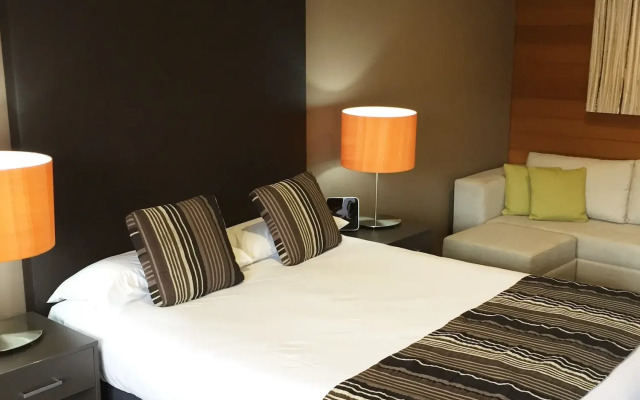 Sovereign Park Motor Inn