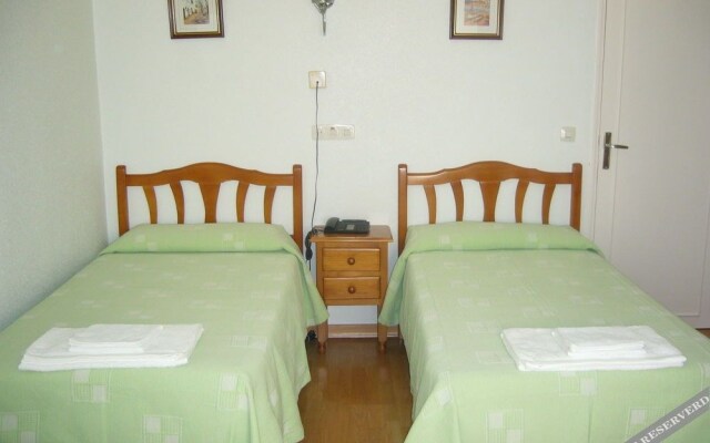 Hostal Lamalonga