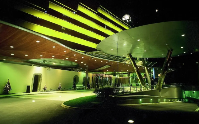 Perla, Resort & Entertainment