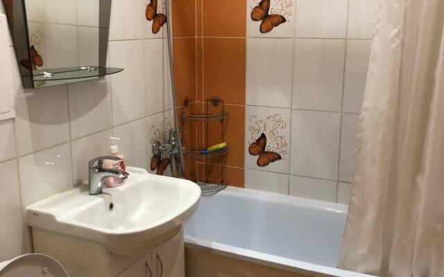 Апартаменты на улице Комарова 34