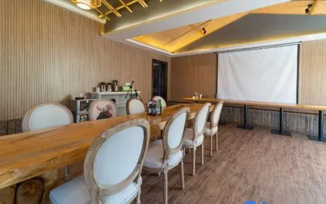 Wild Life Anji Field Design Homestay