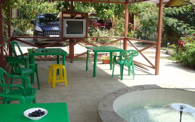 Svaty Guest House