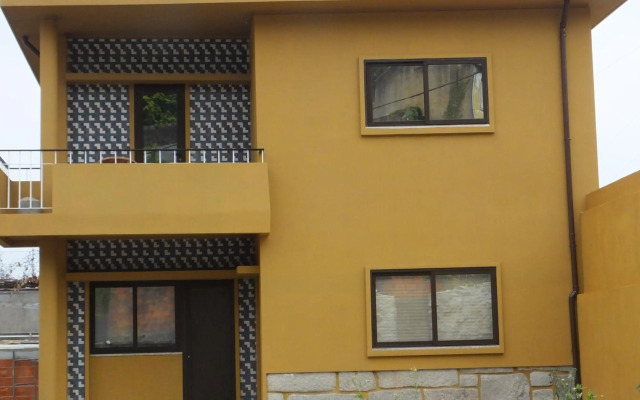 Oporto Glamour House