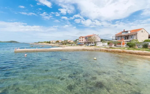 Amazing Apartment in Turanj With 1 Bedrooms and Wifi