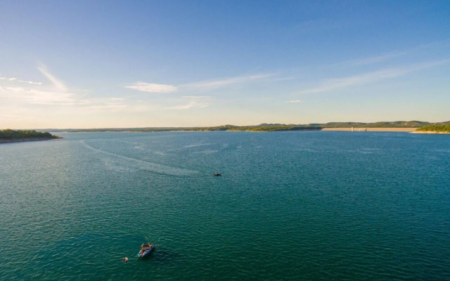 Hondo s River Haus RR 1300