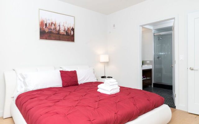 Capitol Hill Fully Furnished Apartments, Sleeps 5-6 Guests