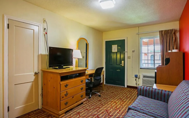 Studio 6 Aberdeen, MD