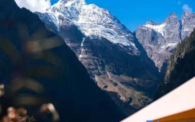 Yubeng Snow Mountain Nuoye Luxury Tent