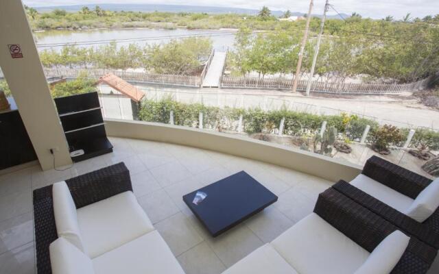 Hotel La Laguna Galapagos