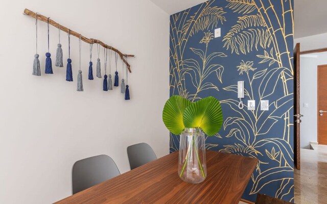 Menesse Midtown by Riviera Rentals