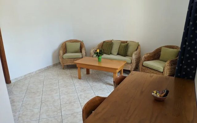 Tondoris Apartments