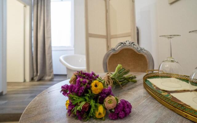 Corte Pietrantica - Charming Rooms & Suites